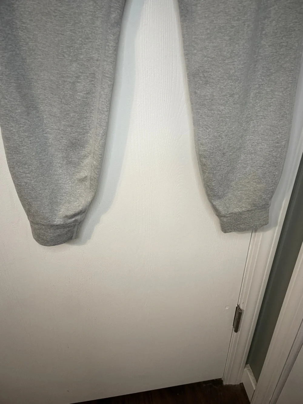 Vuori Women’s Performance Jogger Sweatpants Heathered Gray Size XS (fit to med) - Picture 6 of 9